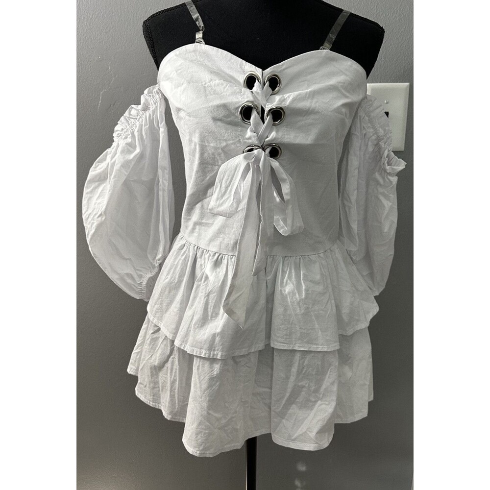 NWT JJ's Fairyland White Ruffled Off the  Shoulder Blouse Lace up Front Top Sz M